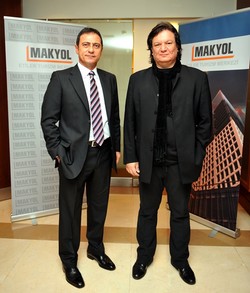 Adnan Çebi ve Emre Arolat